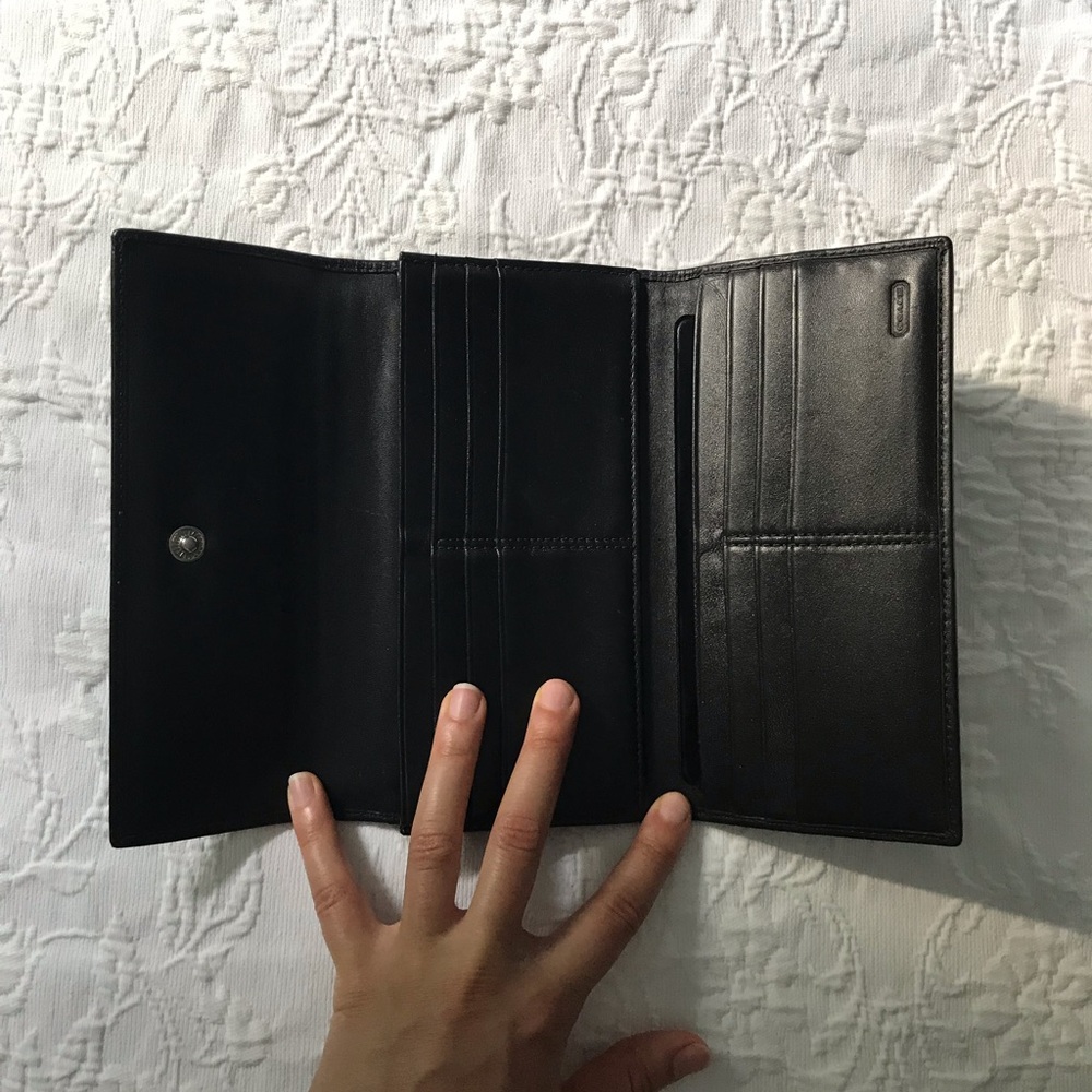Coach Logo Wallet - Picture 3 of 3